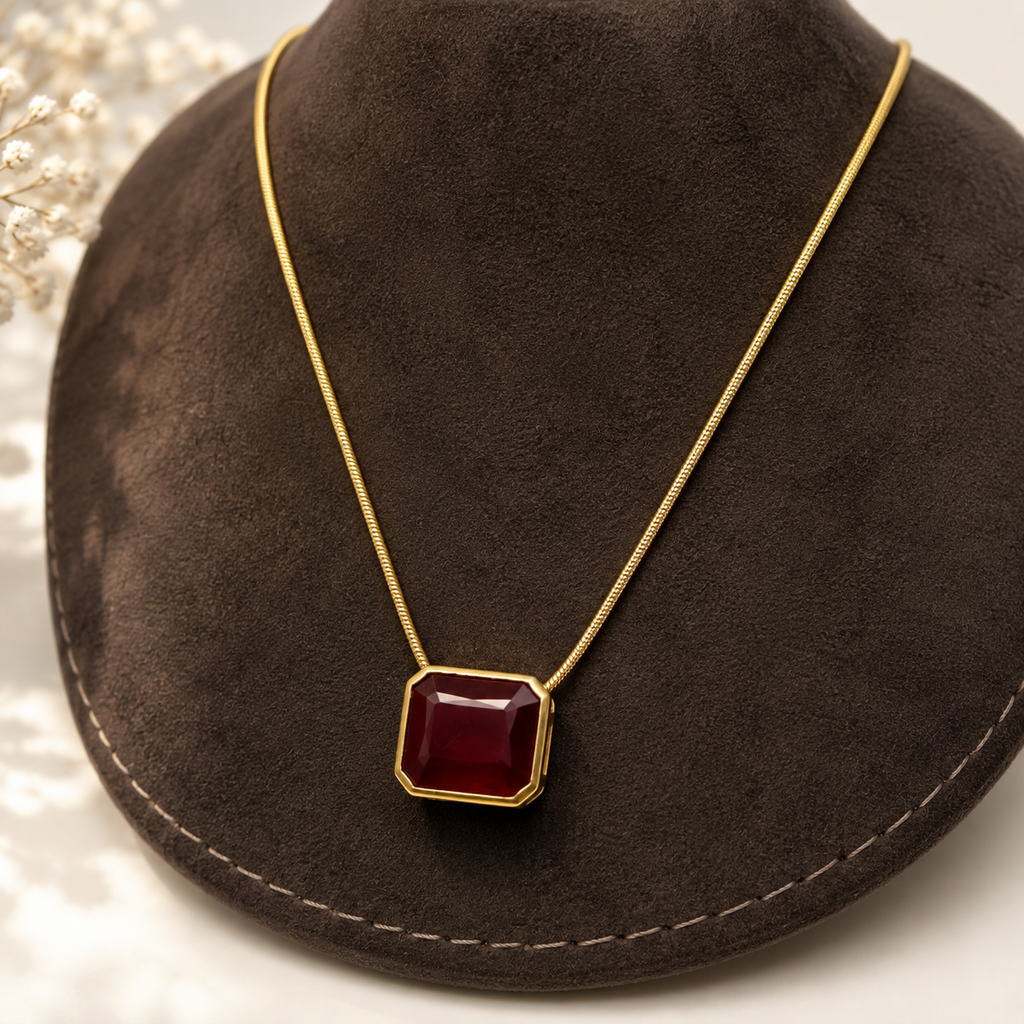 GILBI Floating Ruby Pendant