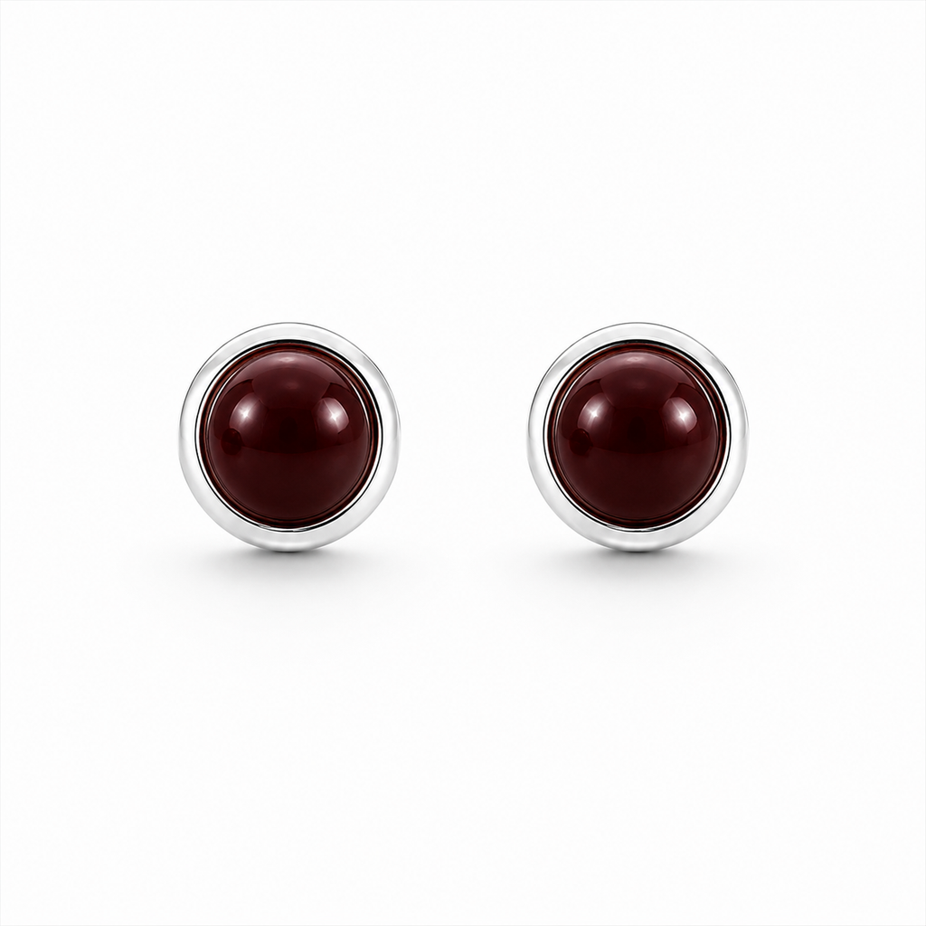 GILBI Garnet Small Studs in Silver