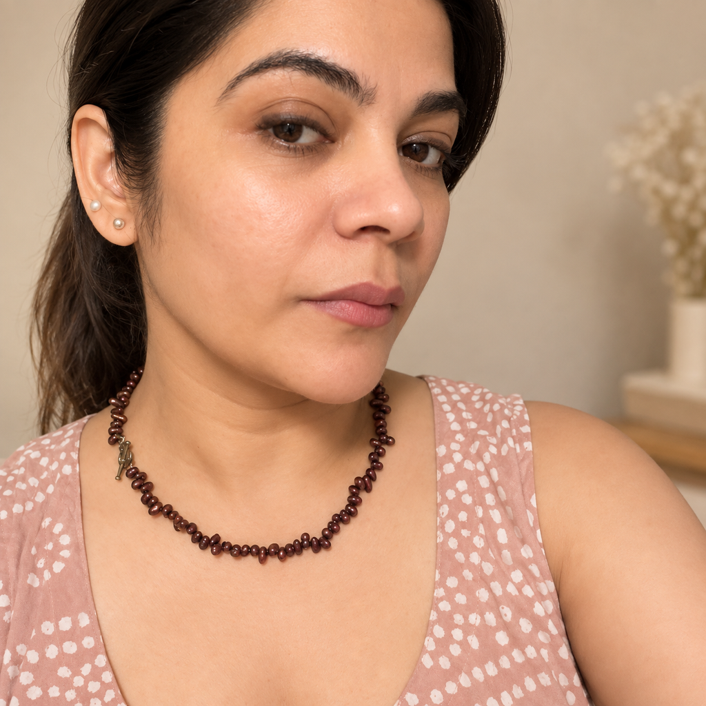 GILBI Coffee Pearls and Brass Toggle Choker