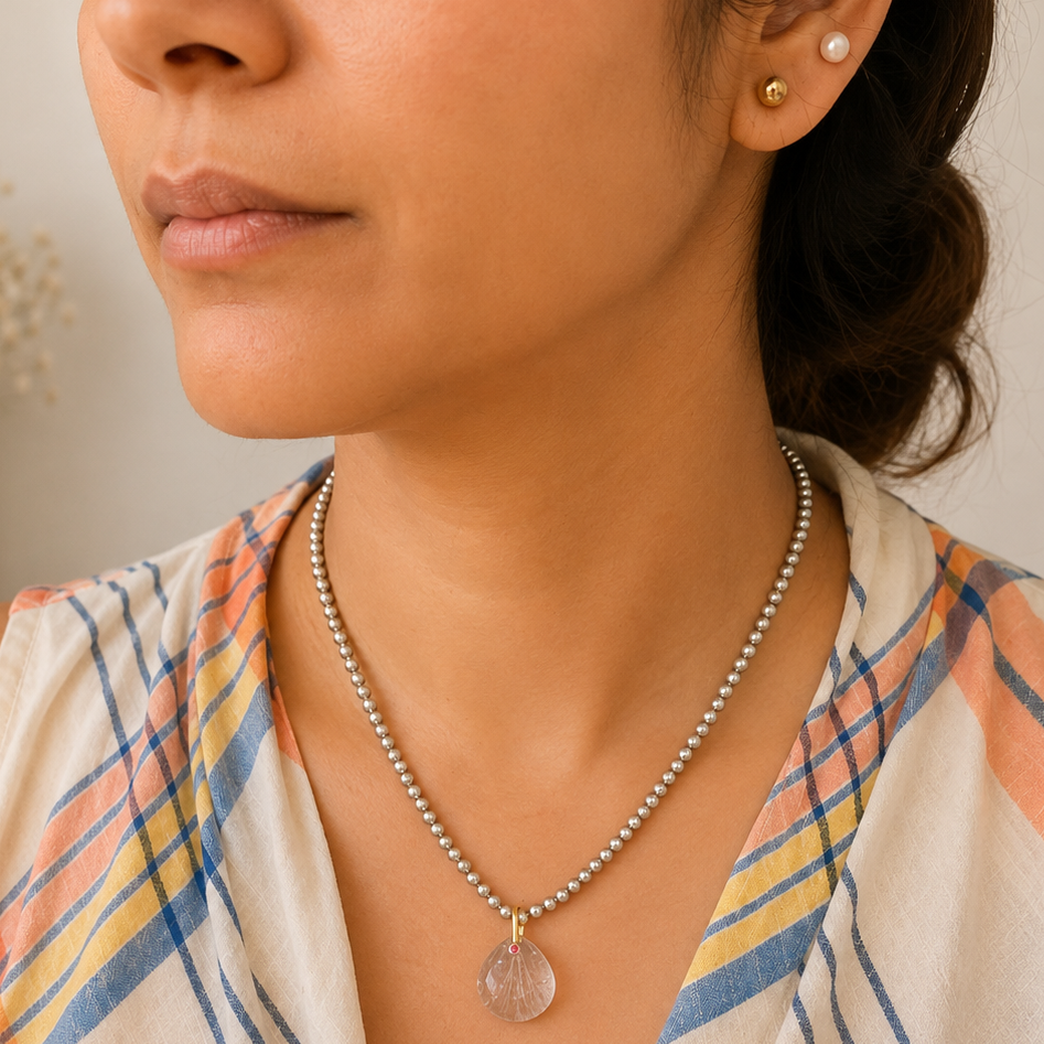 GILBI Fluorite Shell Shape Pendant