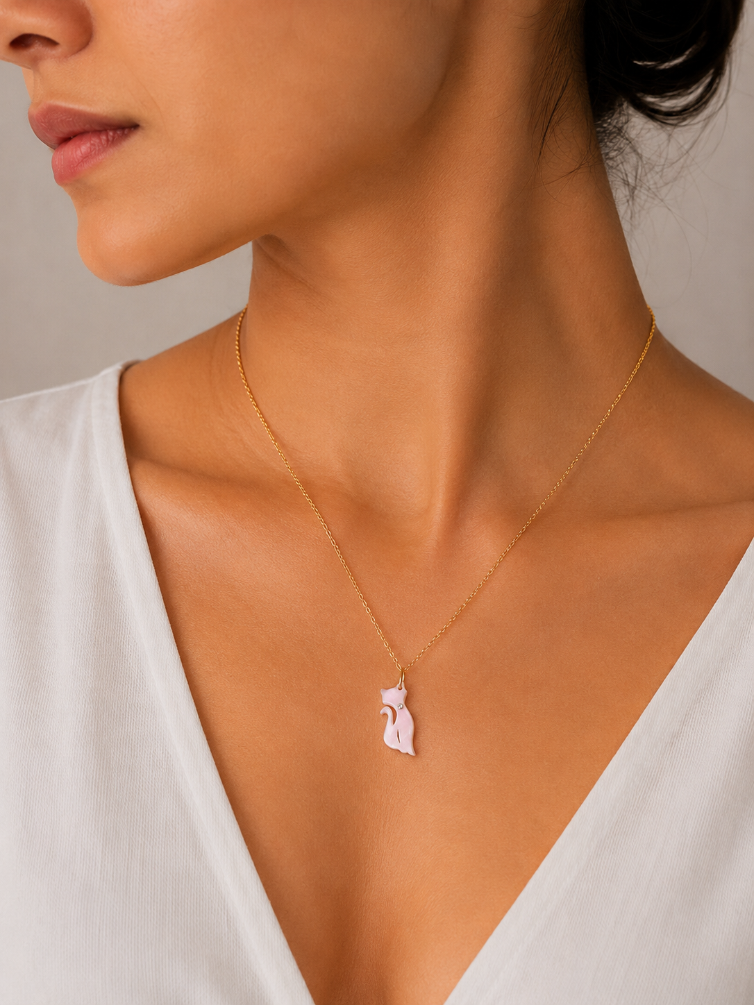 GILBI Pink Mother of Pearl Cat Pendant
