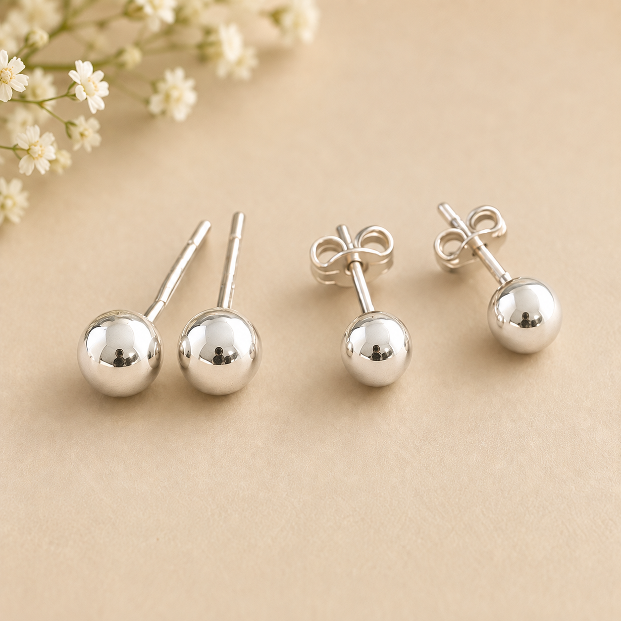 GILBI Silver Ball Studs